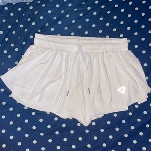 women’s athletic spandex flowy shorts